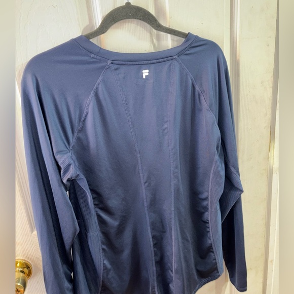 Womans plus size athletic long sleeve t-Shirt - Picture 3 of 3